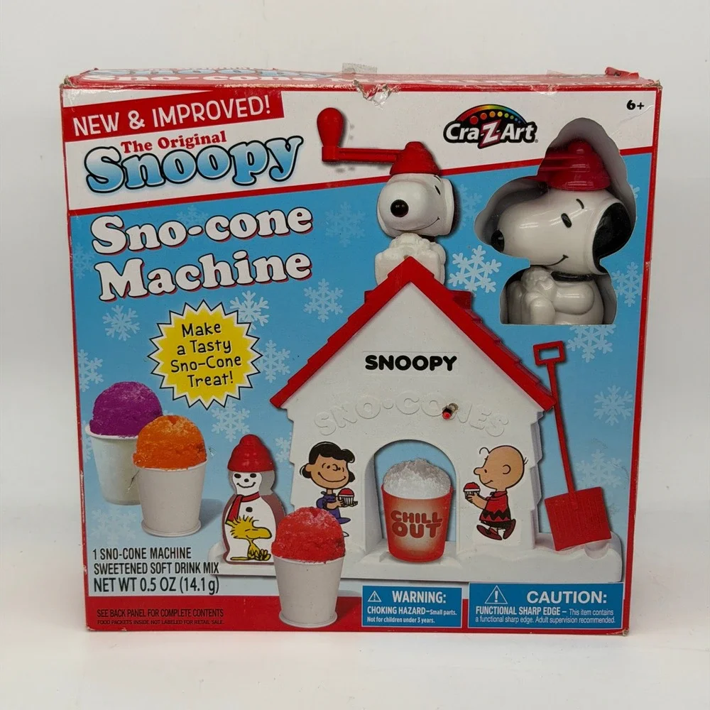 Cra-Z-Art Peanuts Snoopy Sno-cone Machine with 4-Flavor Refill Pack Set NEW